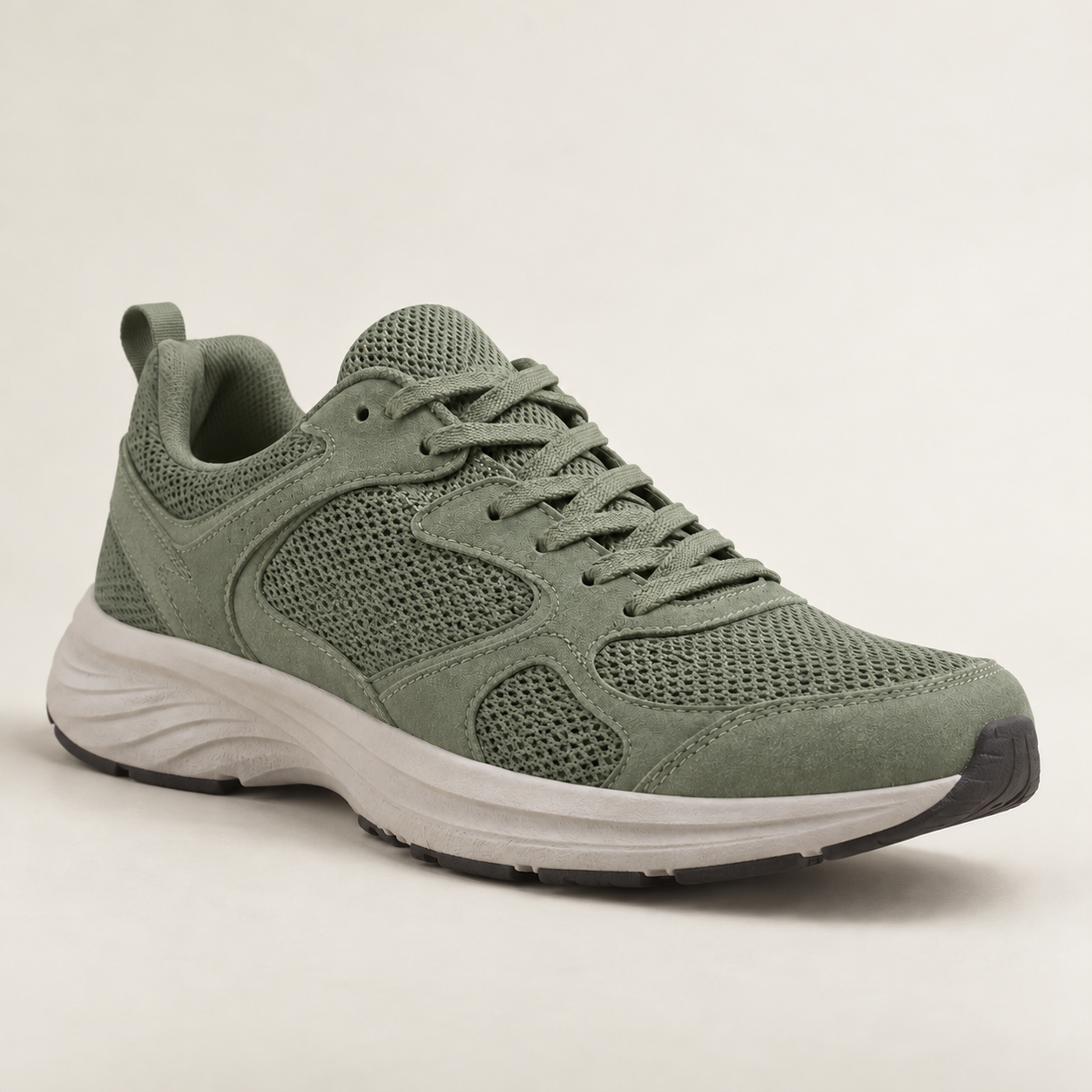 Deriva 03 in sage, three-quarter view